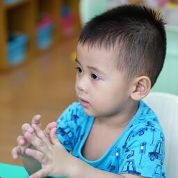 Truyện: Vì sao bé Huy nín khóc?