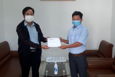 Thuỷ điện Đại Ninh thăm hỏi, tặng quà các gia đình chính sách nhân ngày Thương binh, liệt sĩ