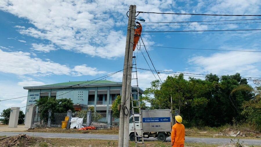 Quảng Trị: Đảm bảo cấp điện cho các khu cách ly tập trung công dân về từ vùng dịch (demo) Quảng Trị: Đảm bảo cấp điện cho các khu cách ly tập trung công dân về từ vùng dịch (demo)