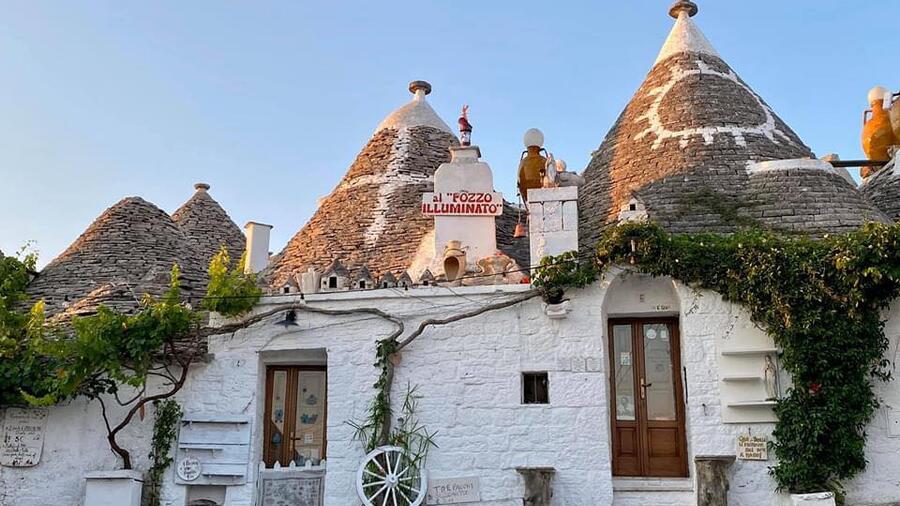 Có một ngôi làng Alberobello đẹp tựa cổ tích ở Italy