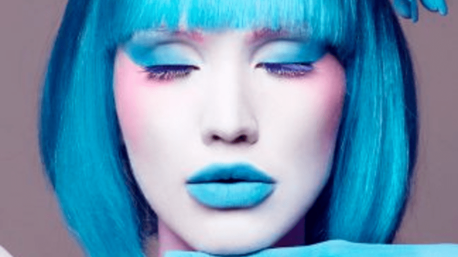 MOST POPULAR MAKE UP PRODUCTS WITH VIDEO TUTORIALS