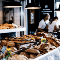 Điểm danh các kiểu giày xu hướng của năm 2018