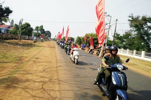 Diễu hành tuyên truyền Luật Giao thông Đường bộ