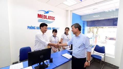Chống dịch COVID-19 trong trường học